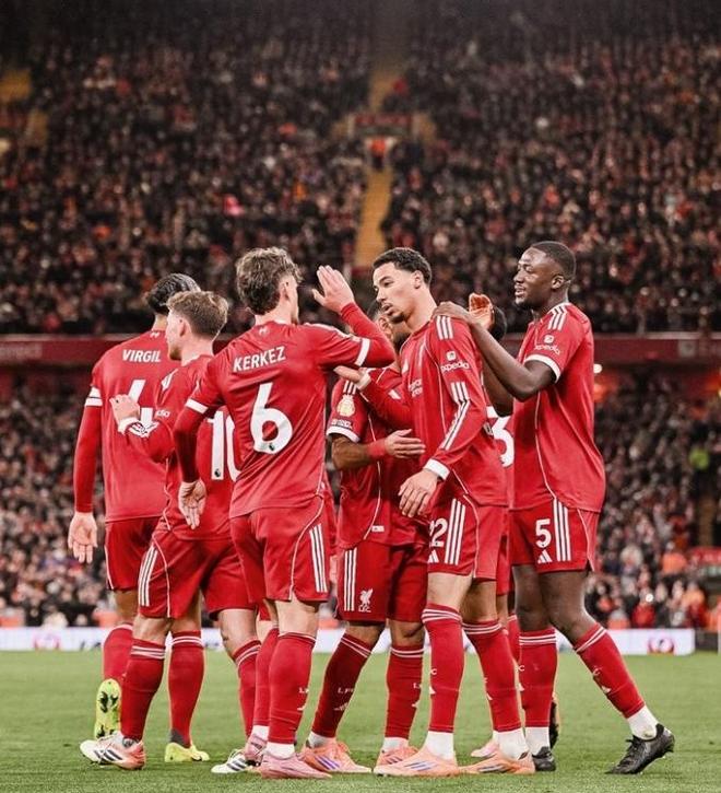 半场：巴萨1-1马竞，巴埃纳、拉菲尼亚破门，莱万点球踢飞（半场战报：巴萨1-1马竞，巴埃纳与拉菲尼亚相继破门，莱万点球失手）