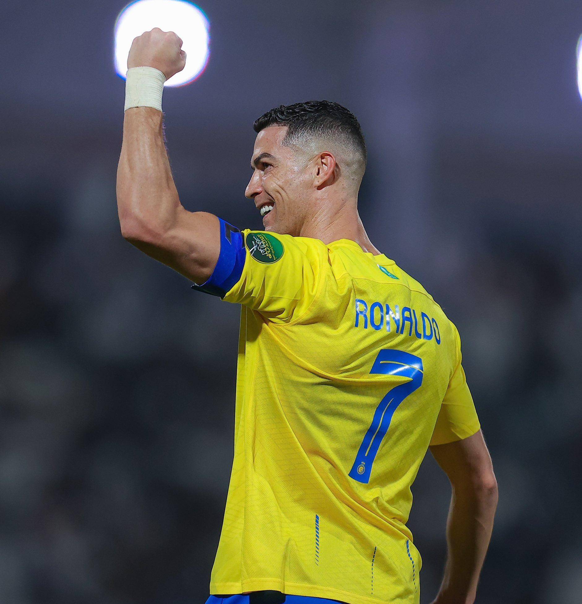 2026世界杯抽签来袭！48支球队创历史，西班牙避开强敌进一档（2026世界杯抽签在即：48队创纪录参赛，西班牙列第一档避强对手）