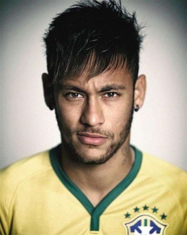 墨尔本城vs麦克阿瑟首发：卡普托领衔！金森健志、池东沅在列（墨尔本城对阵麦克阿瑟首发公布：卡普托领衔，金森健志与池东沅在列）