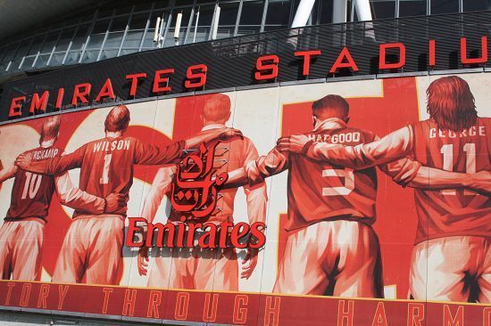 欧冠第六轮今晚开打9场，比分全预测，利物浦又要输球？（欧冠第六轮今夜9场开战：比分全预测，利物浦会再吞败？）