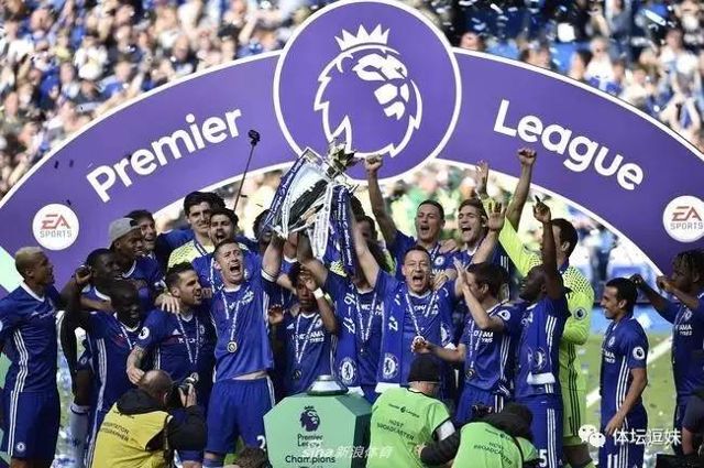 随着多特蒙德2-0，德甲最新积分榜出炉：争冠悬念已经不大了（多特蒙德2-0告捷，德甲积分榜更新：冠军归属已趋明朗）